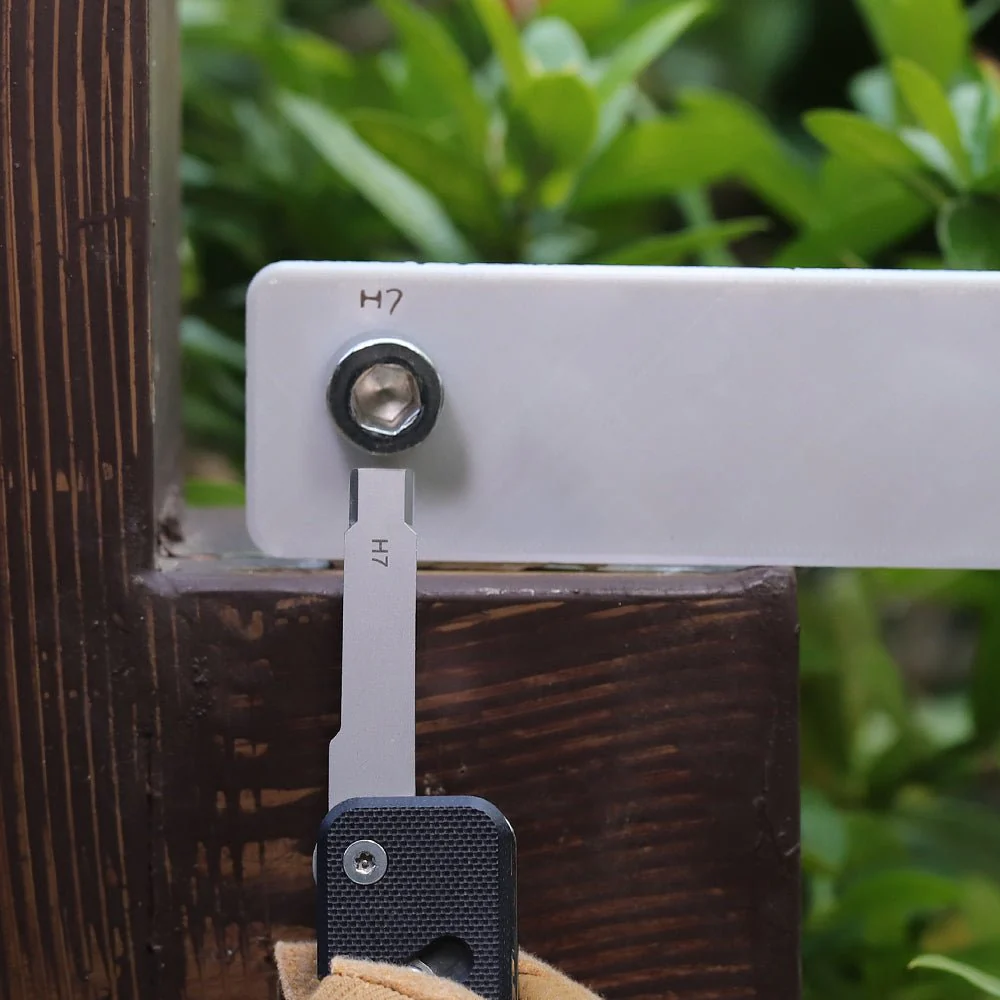 7mm Hex Wrench- Short, 2 slots - Image 6